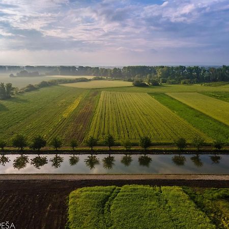 Hotel Lidovy Dum Бзенец Экстерьер фото